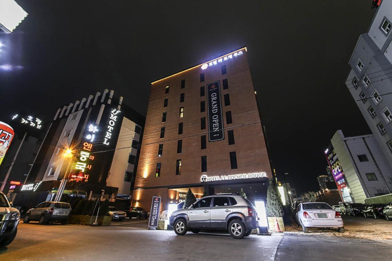 Lerocherrouge Hotel Чхунчхон Экстерьер фото