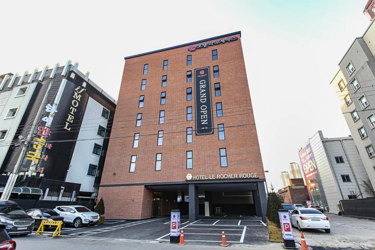 Lerocherrouge Hotel Чхунчхон Экстерьер фото